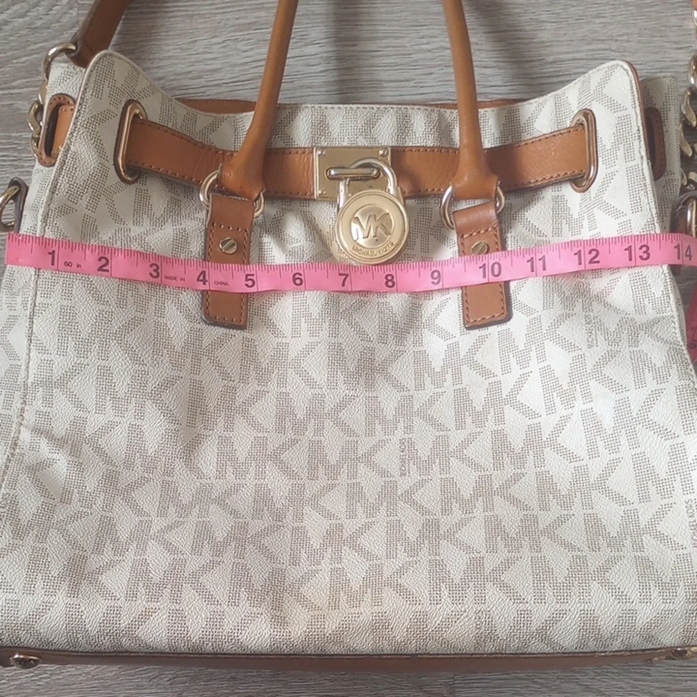 Michael Kors Beige and Brown Shoulder Bag - Picture 9 of 10